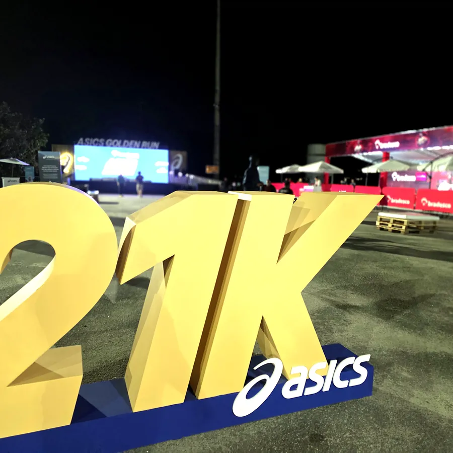 Corrida de rua no Rio de Janeiro — estrutura de som e palco da FBS